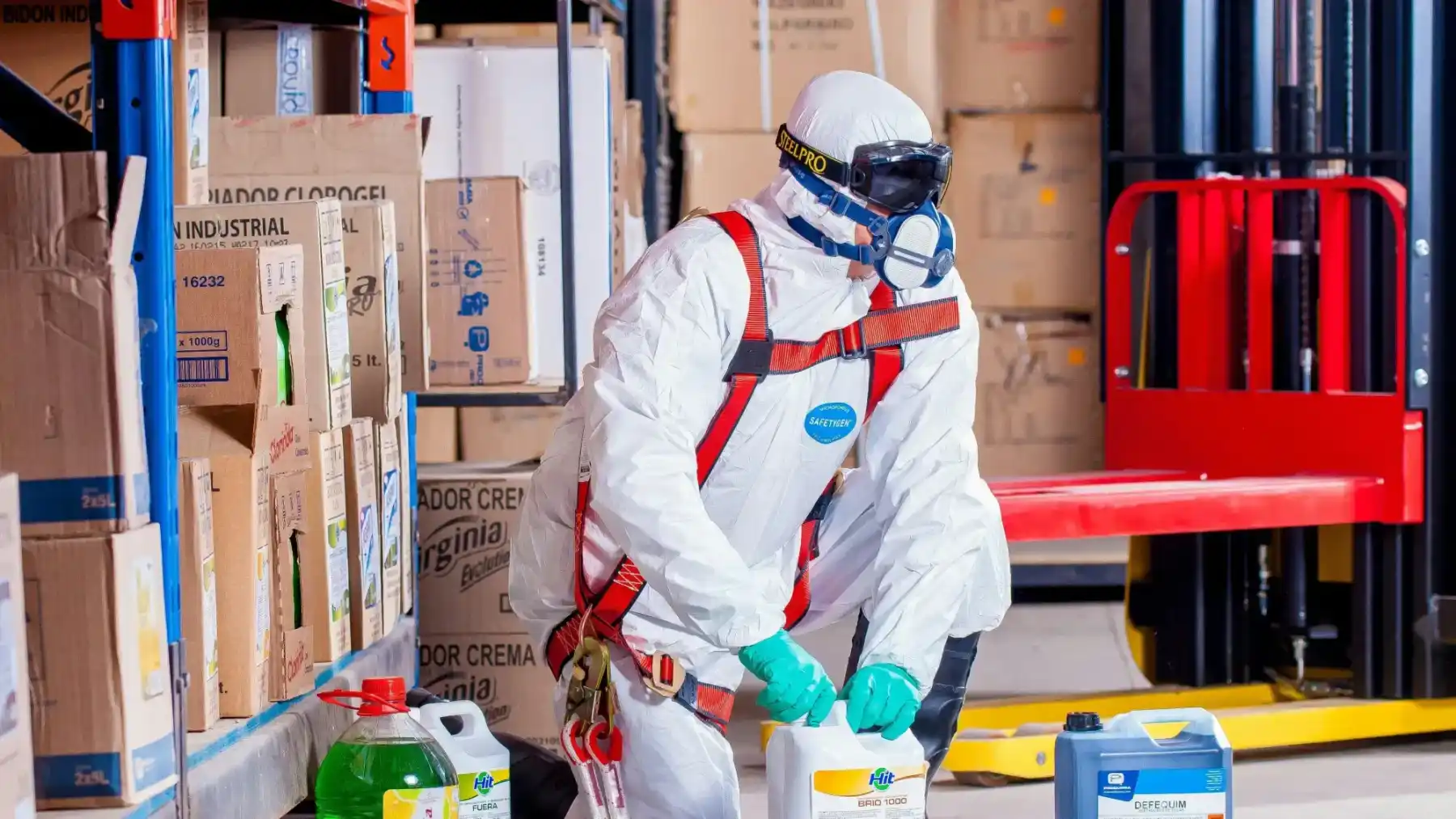 Devoir de protection des travailleurs face aux risques chimiques