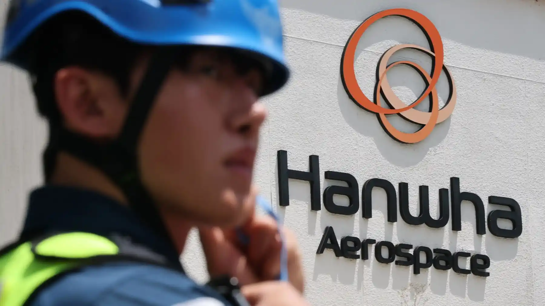 hanwha aero ouvrier
