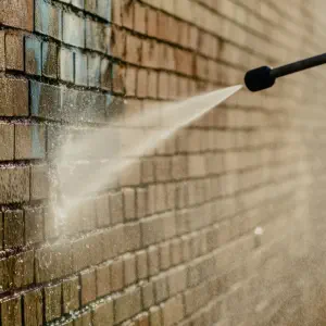 nettoyage mur haute pression en hauteur